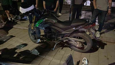 Bursa’nın İnegöl ilçesinde otomobil ile motosikletin çarpıştığı kazada 17 yaşındaki