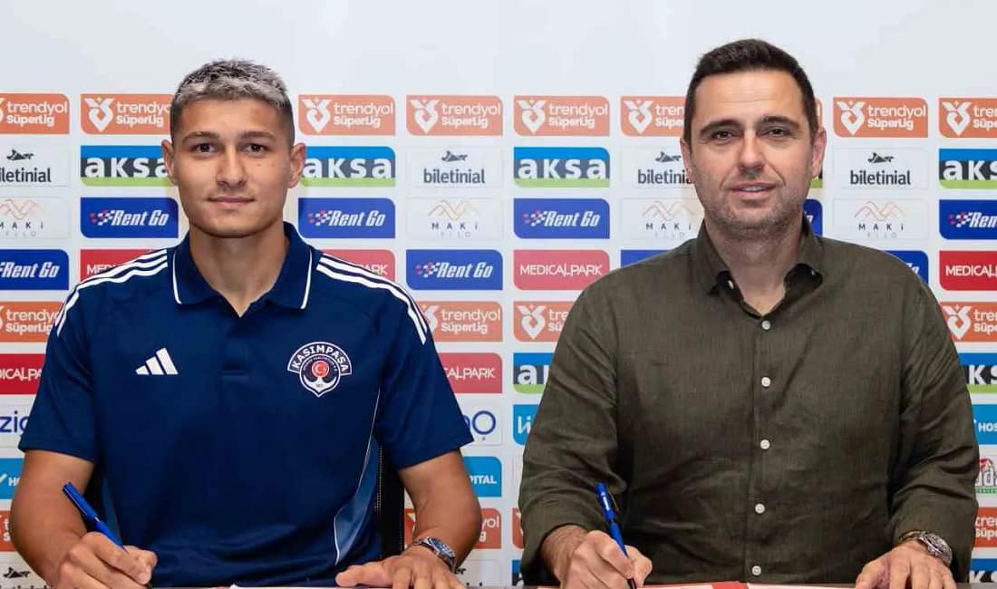 Emirhan Boz Kasımpaşa’da Kasımpaşa Kulübü, son olarak Ayvalıkgücü Belediyespor’da forma giyen Emirhan Boz’u