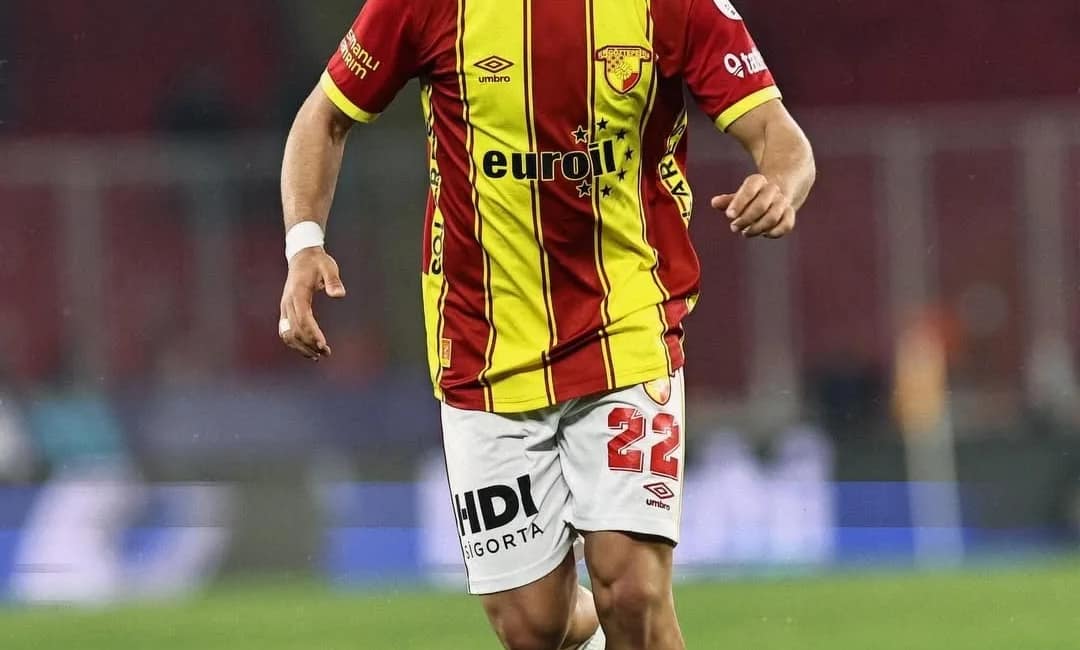 Kocaelispor, Uğur Kaan Yıldız’ı kadrosuna kattı Kocaelispor, Göztepe forması giyen 23 yaşındaki savunma oyuncusu Uğur Kaan