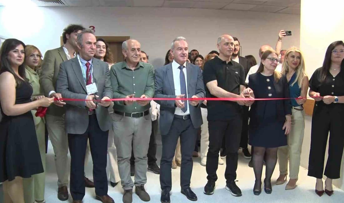 Kanser tedavisinde yeni nesil teknoloji Bursa’da hizmete alındı Bursa Uludağ Üniversitesi Tıp Fakültesi Hastanesi, kanser tedavisinde kullanılacak yeni