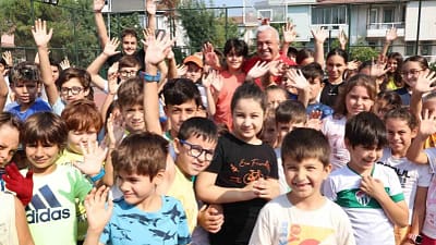 Nilüfer Belediyesi ve Nilüfer Belediyespor Kulübü iş birliğiyle düzenlenen Yaz