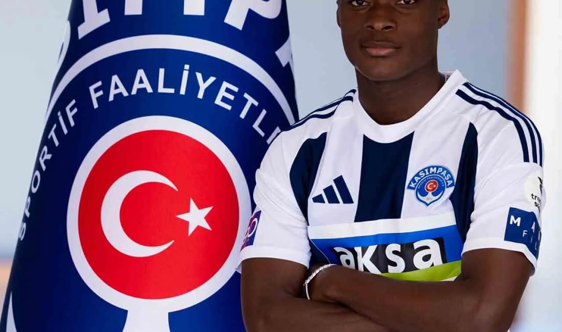 Kasımpaşa, Dalo Stann Elysee’i kadrosuna kattı Trendyol Süper Lig ekiplerinden Kasımpaşa, 2007 doğumlu Fildişi Sahilli Dalo