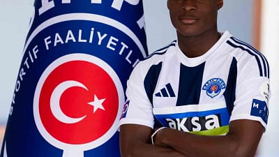 Kasımpaşa, Dalo Stann Elysee’i kadrosuna kattı Trendyol Süper Lig ekiplerinden Kasımpaşa, 2007 doğumlu Fildişi Sahilli Dalo