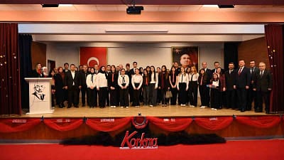 Eskişehir’in İnönü ilçesinde İstiklal Marşı’nın kabulünün 105’inci yılı dolayısıyla düzenlenen