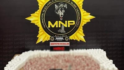 Manisa’da narkotik ekiplerinin düzenlediği operasyonda 10 bin 746 adet sentetik