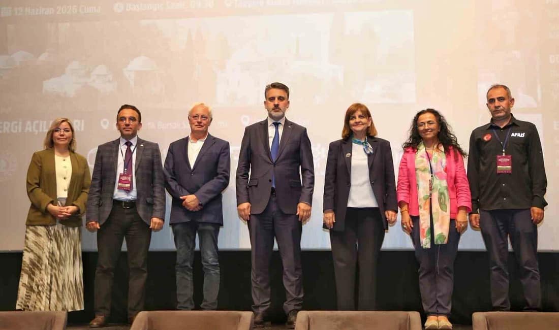 Afetlere yüzyıllardır dayanım gösteren kent Bursa Bursa’nın fethinin 700. yılı etkinlikleri kapsamında düzenlenen ‘Afetlere Yüzyıllardır Dayanım