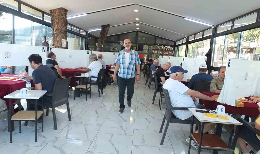 Burhaniye Kuzey Ege’de Briç sporunun merkezi oldu Burhaniye ilçesinde, Belediyespor Briç Kulübü, düzenlediği Haftalık Federasyon Turnuvasında 64