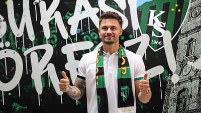 Trendyol Süper Lig ekiplerinden Kocaelispor, Polonyalı orta saha oyuncusu Karol