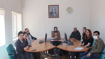 Elazığ Ruh Sağlığı ve Hastalıkları Hastanesi’nde düzenlenen toplantıda psikologlarla hasta