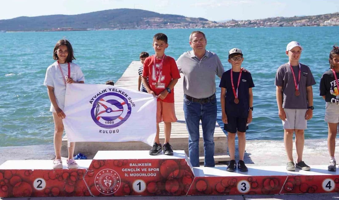 Başkan Mesut Ergin, Bölge Yelken Yarışları’nda sporcuların heyecanına ortak oldu Balıkesir’in Ayvalık ilçesinde düzenlenen Balıkesir Bölgesi Bölge Yelken Yarışları’nın ödül