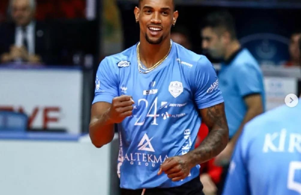 Gutiérrez yeni sezonda Gebze Belediyespor’a havalı girdi Gebze Belediyespor'un yeni transferi Gutiérrez, kariyerinde yeni bir sayfa açmak