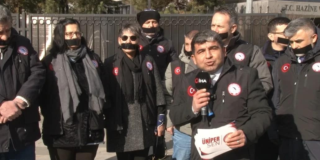 ÜNİPERSEN’den memur maaşlarına ek zam çağrısı ÜNİPERSEN Genel Başkanı İbrahim Güzel, maaş artış sisteminin sorgulanması gerektiğini