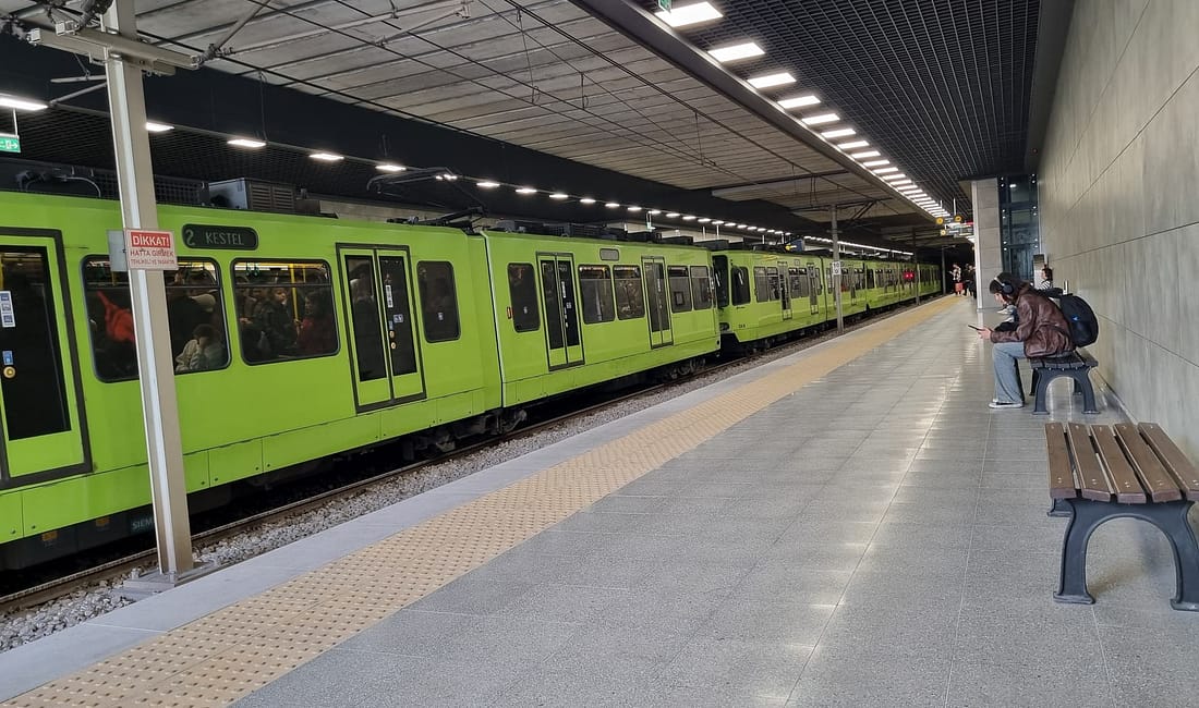 Bursa’da toplu ulaşım ücretlerine zam geldi Bursa Büyükşehir Belediyesi iştiraki Burulaş, toplu taşıma tarifelerine 7 Temmuz