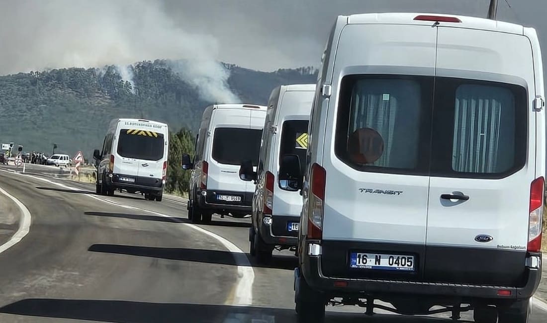 Harmancık’ta üç mahalle tahliye ediliyor! Bursa Büyükşehir’den kritik duyuru Yangının yayılması üzerine Harmancık ilçesindeki Çamoğlu, Ilıcaksu ve Dutluca mahallelerinin