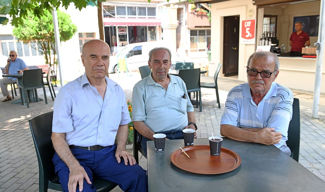 Osmangazi’de emeklilere özel sosyal yaşam alanı ilgi görüyor Koğukçınar Emekliler Lokali, uygun fiyatı ve huzurlu ortamıyla kısa sürede