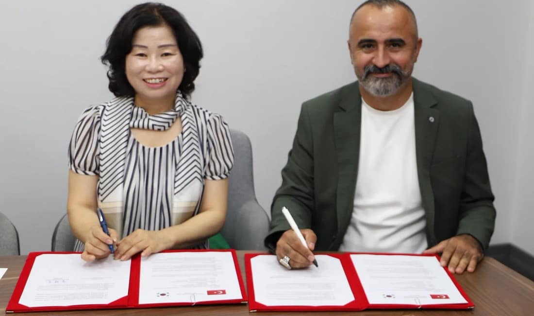 Güney Kore modeli Bursa’ya ilham veriyor Güney Kore’nin Hwaseong kentinde bulunan Isol Temel Eğitim Okulu’nun yöneticileri,