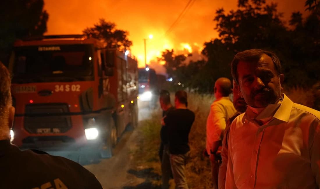 Başkan Işık, Yangın Faciasının Acısını Anlattı Gürsu’nun tarihindeki en büyük yangın felaketlerinden birine tanıklık ettiği gecede,