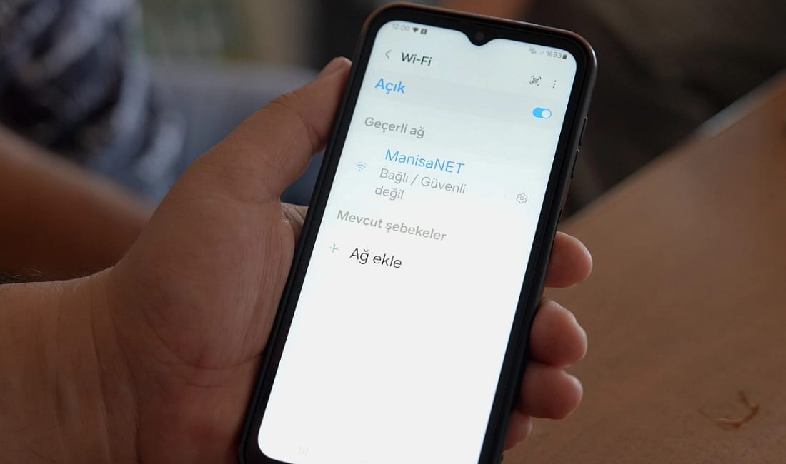 Manisa’da 75 mahalleye ücretsiz internet hizmeti Manisa Büyükşehir Belediyesi, dijital dönüşüm hamlesi kapsamında başlattığı ManisaNet projesiyle