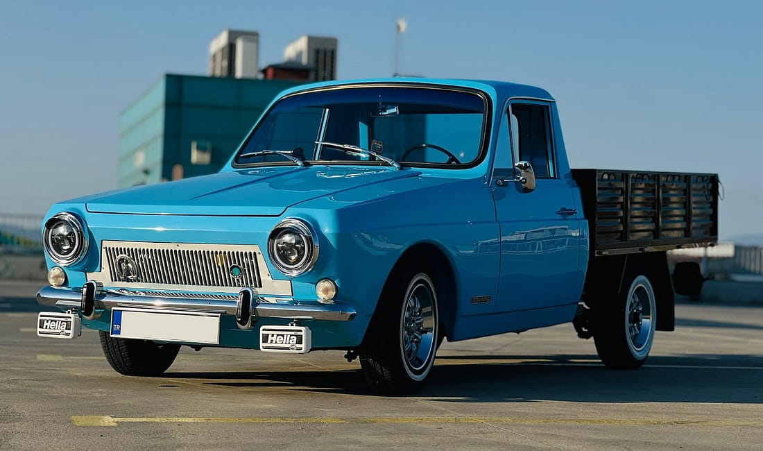 Mudanya Üniversitesi’nden Otosan’a “Restomod” Dokunuşu Mudanya Üniversitesi Otomotiv Teknolojisi Programı 1. sınıf öğrencisi Berk Korkmaz