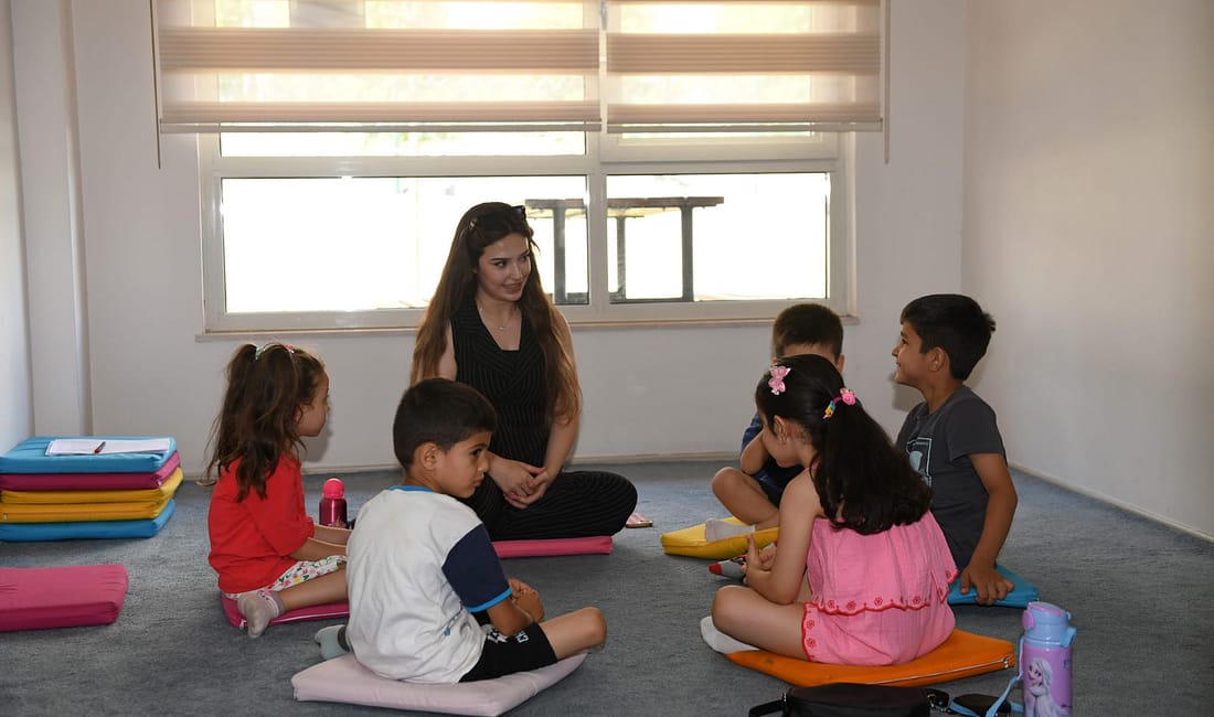 Yaz Okulu Kapılarını Açtı Osmangazi Belediyesi tarafından her yıl düzenlenen ve çocuklar tarafından büyük
