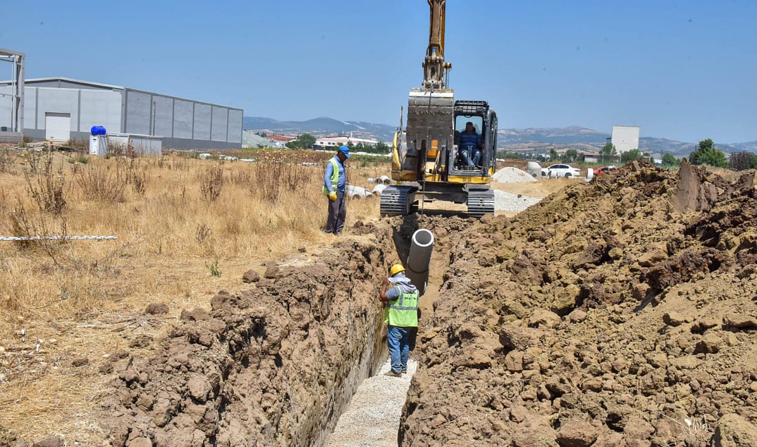 Yenişehir’in Altyapısı Güçleniyor Bursa’nın daha güçlü bir altyapıya sahip olması için 17 ilçede