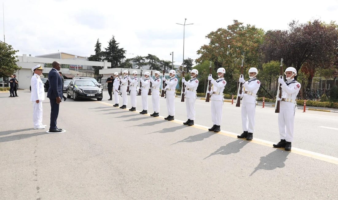 Gabon Cumhurbaşkanı İstanbul Tersanesi’ni ziyaret etti Gabon Cumhurbaşkanı Brice Clotaire Oligui Nguema, İstanbul Tersanesi Komutanlığı’nı ziyaret