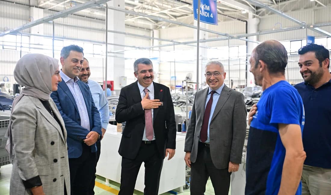 Yıldırım Belediyesi’nden istihdama destek Yıldırım Belediyesi’nin yerel yönetimler arasında bir ilk olarak hayata geçirdiği