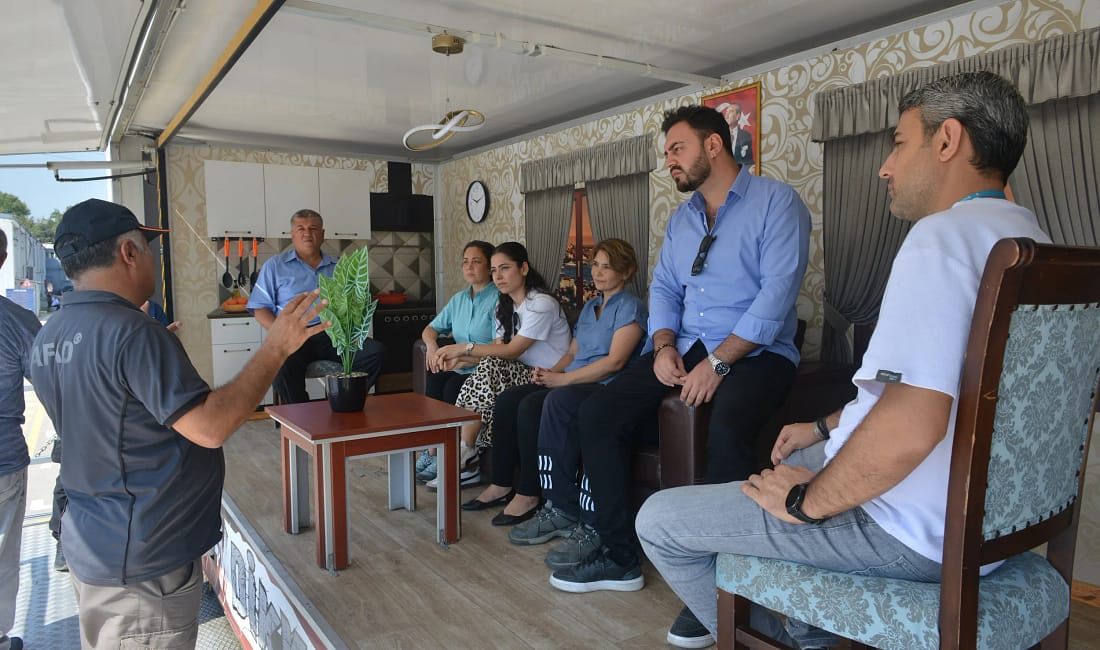 Bursa’da deprem farkındalığı artıyor Bursa Büyükşehir Belediyesi BUSKİ Genel Müdürlüğü çalışanları, AFAD Başkanlığı tarafından