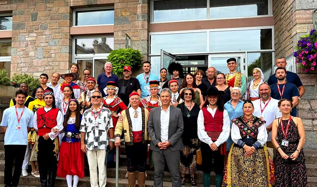 BUÜ’den dansla gelen zafer Uluslararası festivallerde ülkemizi başarıyla temsil eden Bursa Uludağ Üniversitesi (BUÜ)