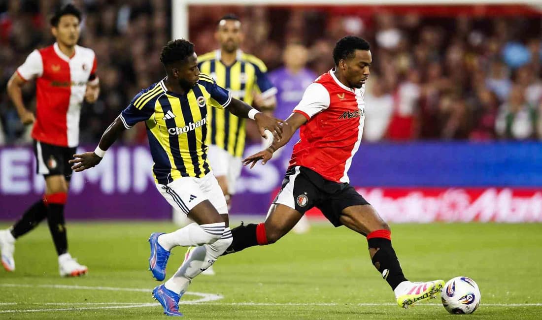 Fenerbahçe, Feyenoord karşısında tur peşinde Fenerbahçe, UEFA Şampiyonlar Ligi 3. Eleme Turu rövanş maçında yarın