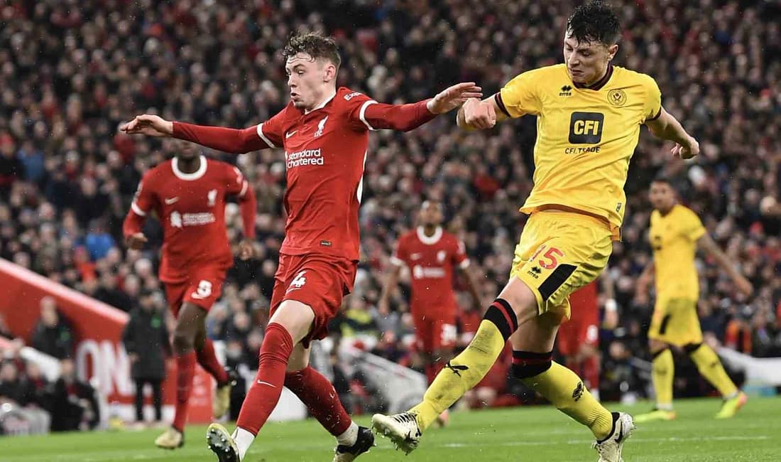 Feyenoord, savunmaya Anel Ahmedhodzic takviyesi yaptı Fenerbahçe’nin UEFA Şampiyonlar Ligi 3. Eleme Turu’ndaki rakibi Feyenoord, Sheffield