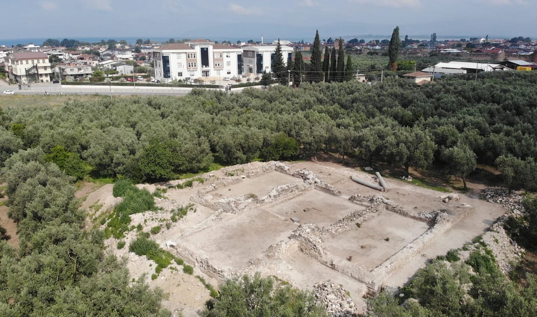İznik’te tarih ayağa kalkıyor İznik Belediyesi, tarihi mirası koruma ve yeniden ayağa kaldırma çalışmalarına