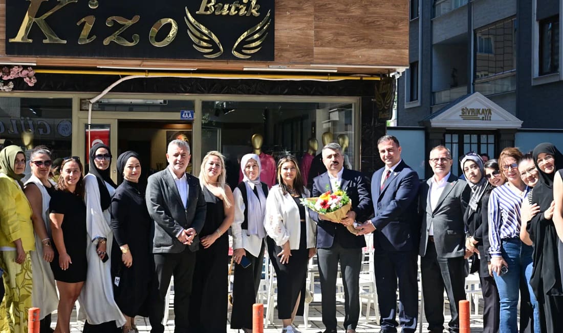 Yıldırım’da kadın girişimcilere tam destek Yıldırım Belediye Başkanı Oktay Yılmaz, Millet Mahallesi’nde önce kadın esnaflarla