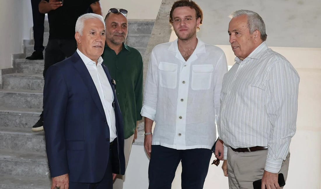 Nilüfer’in okul hasreti son buluyor Nilüfer Belediye Başkanı Şadi Özdemir ve Bursa Büyükşehir Belediye Başkanı