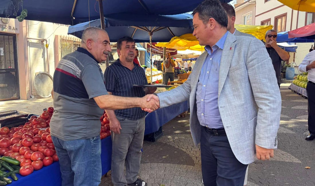 Osmangazi’de pazar yeri gündemi ekonomi Osmangazi Belediye Başkanı Erkan Aydın, Muradiye Mahallesi’nde salı günleri kurulan