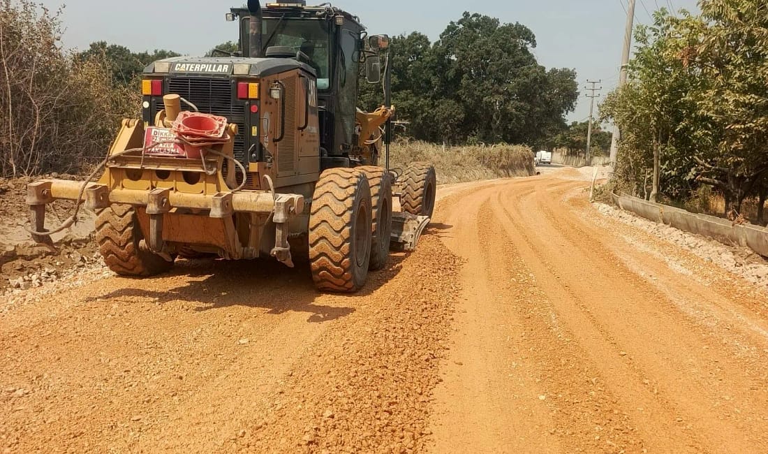 Büyükşehir’den kırsal yollara neşter Bursa’da kent merkezinin yanı sıra ilçelerde de ulaşıma konfor ve