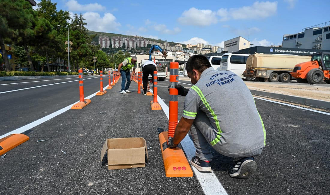 Orhangazi’de ulaşım artık daha konforlu Bursa’nın dört bir yanındaki cadde ve sokakları sağlıklı hale getirmek