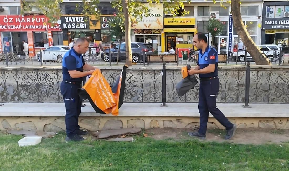 Gemlik’te izinsiz afişlere ceza Gemlik’in farklı noktalarına izinsiz afiş asan bir internet hizmet sağlayıcısına,