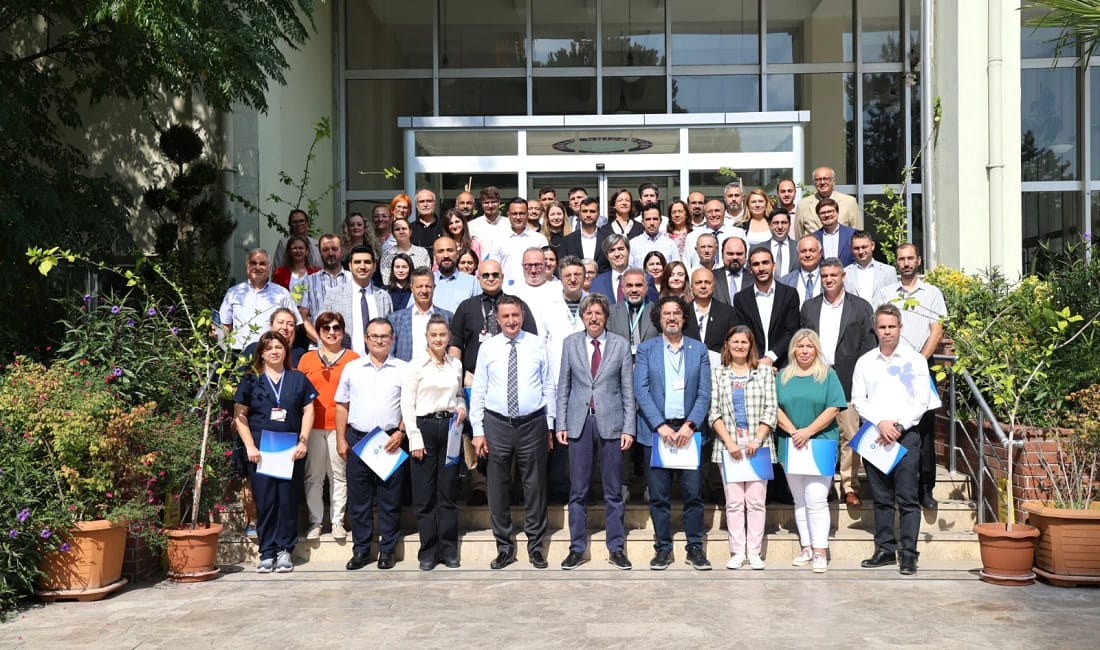 Uludağ Üniversitesi’nden bilimsel ivme Bursa Uludağ Üniversitesi (BUÜ) Ar-Ge Koordinatörlüğü tarafından geleneksel hale getirilen