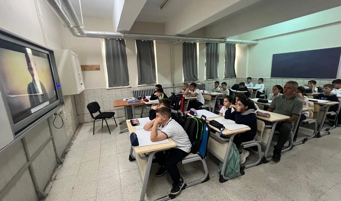 İnegöl’ün kurtuluşu canlandırıldı İnegöl Belediyesi’nin şehrin işgali ve kurtuluş mücadelesini anlatan günleri yapay