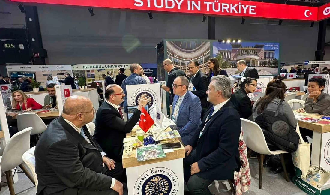 Atatürk Üniversitesi EAIE 2025’te uluslararası görünürlük kazandı İsveç’in Göteborg kentinde düzenlenen EAIE 2025 Eğitim Fuarı’na katılan Atatürk