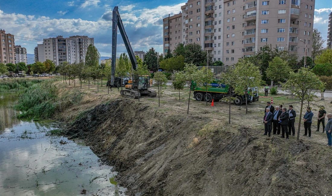 Bursa’nın dereleri temizleniyor Bursa’nın daha yaşanabilir bir kent olması ve daha sağlıklı bir