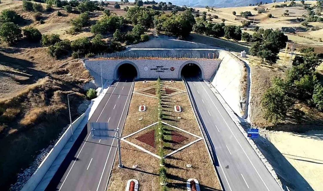 Şehit Ahmet Özsoy Tüneli 27 Eylül’de açılıyor Amasya’da yapımı tamamlanan Şehit Ahmet Özsoy Tüneli ve Aydınca Varyantı