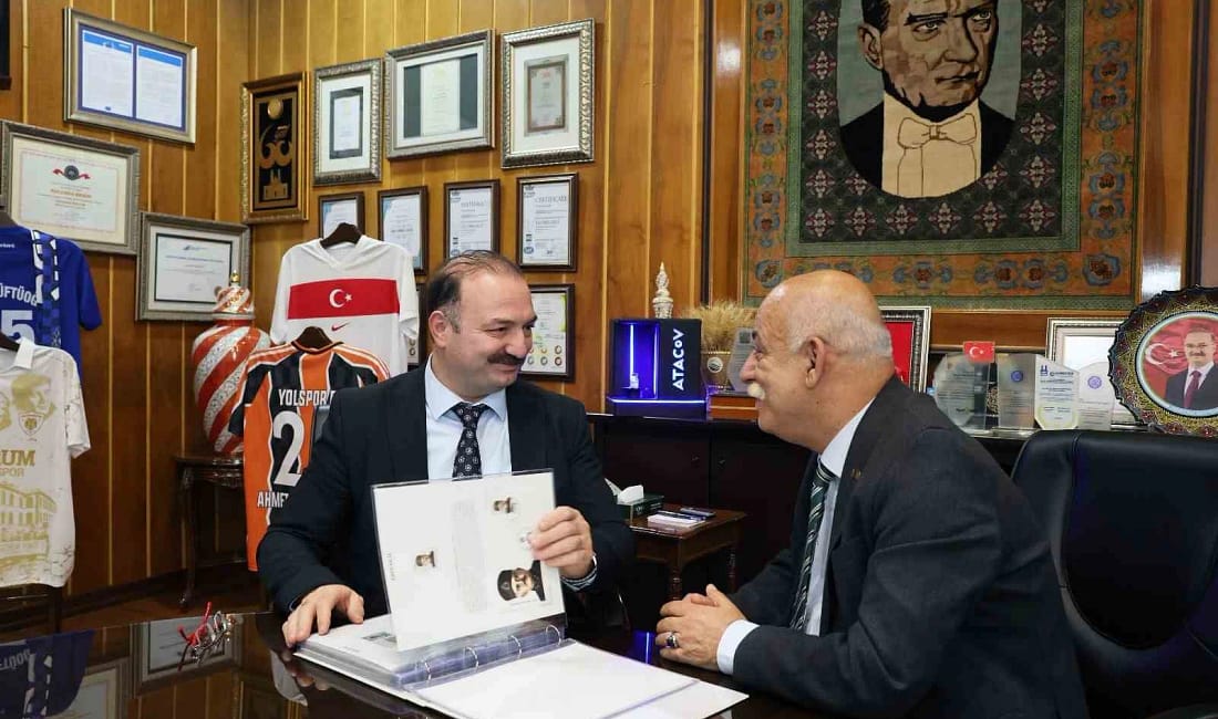 Erzurum temalı filateli koleksiyonuna büyük ödül Prof. Dr. Ahmet Nezih Kök, “Erzurum” temalı filateli koleksiyonuyla İstanbul’25