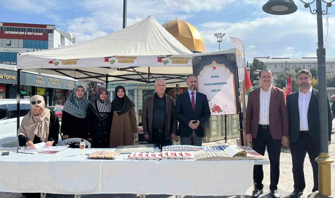 Van’da Mevlid-i Nebi etkinliklerine yoğun ilgi Van İl Müftülüğü, Mevlid-i Nebi etkinlikleri kapsamında Beşyol’da hat sergisi,