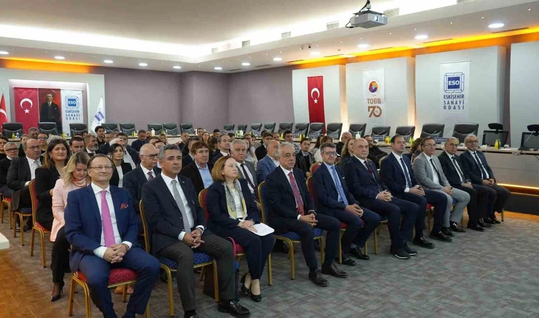 Eskişehir Sanayi Odası’nda KOBİ’ler için Avrupa fırsatları konuşuldu “Eskişehir’den Avrupa’ya Açılan Kapı” etkinliğinde KOBİ’lerin yeşil dönüşüm, dijitalleşme ve