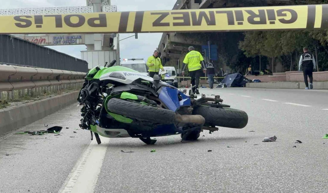 Samsun’da motosiklet yayaya çarptı: 1 ölü 1 yaralı Samsun’un Canik ilçesinde yaya geçidinde karşıdan karşıya geçmek isteyen kadın