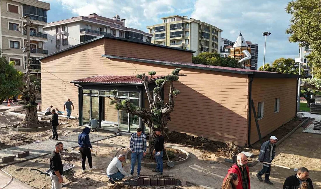 Menemen’de Dijital Deneyim Merkezi cumhuriyet coşkusuyla açılıyor Menemen Belediyesi’nin 270 derecelik gösterim teknolojisiyle hazırladığı Dijital Deneyim Merkezi,