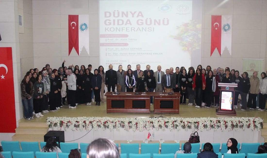 Niğde’de Dünya Gıda Günü’nde farkındalık konferansı düzenlendi Niğde Ömer Halisdemir Üniversitesi’nde Dünya Gıda Günü kapsamında düzenlenen konferansta,