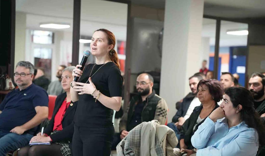 Tekirdağ Emniyeti Değirmenaltı’nda vatandaşla bir araya geldi Tekirdağ Emniyet Müdürlüğü, İl Emniyet Müdürü A. Metin Turanlı’nın katılımıyla